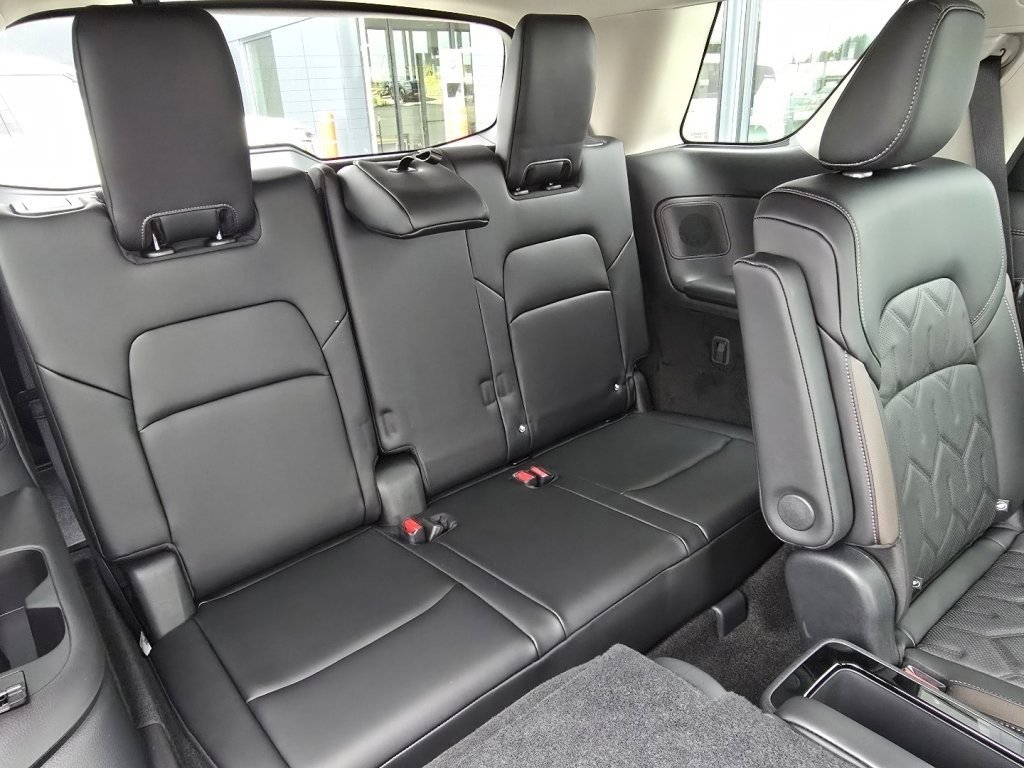 New 2026 Nissan Pathfinder Platinum w/ Accent Package image 13