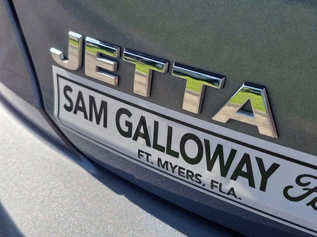 Used 2020 Volkswagen Jetta R-Line image 10