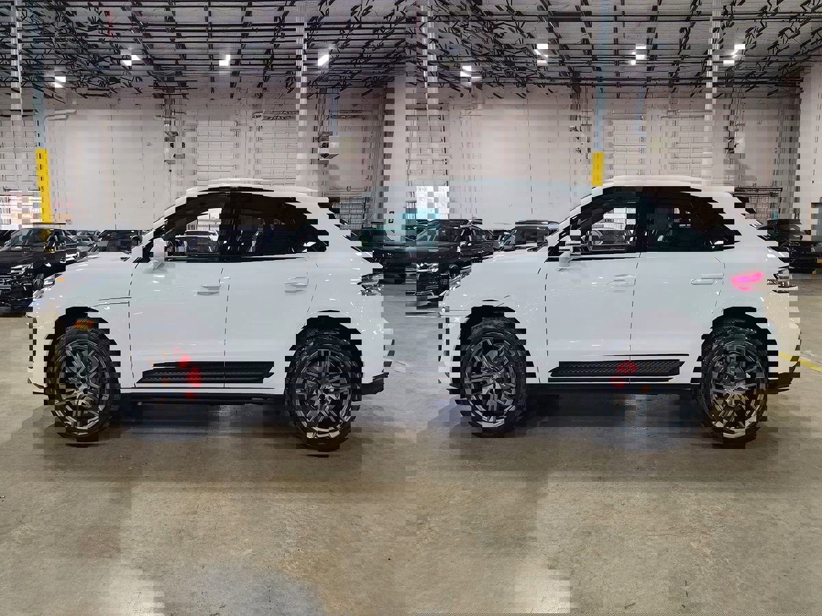 Used 2023 Porsche Macan S image 7