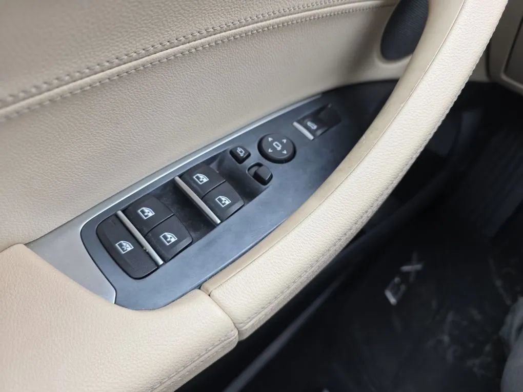 Used 2019 BMW X3 xDrive30i w/ Executive Package image 26