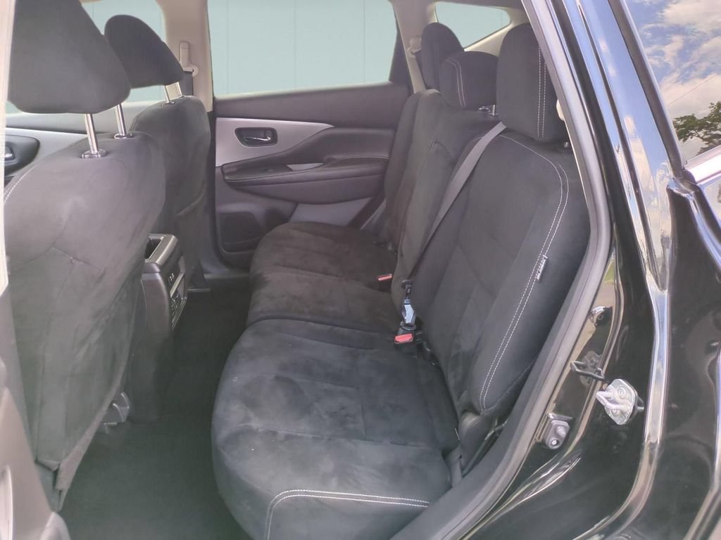 Used 2019 Nissan Murano SV AWD/4WD image 27