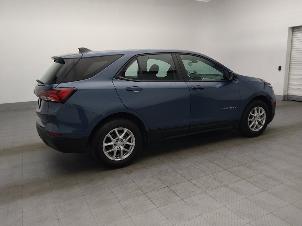 Used 2024 Chevrolet Equinox LS FWD image 10