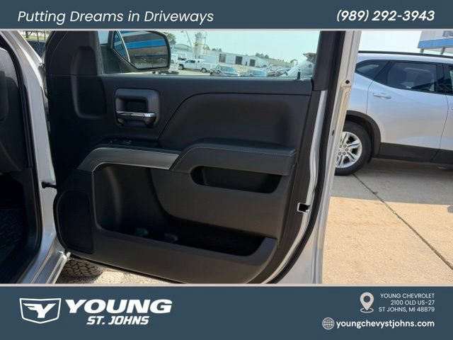 Used 2018 Chevrolet Silverado 1500 LT w/ All Star Edition RWD image 31