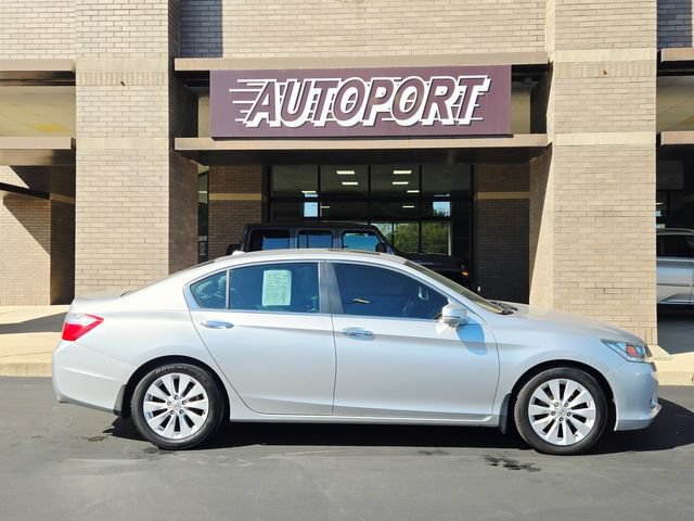 Used 2015 Honda Accord EX-L image 2