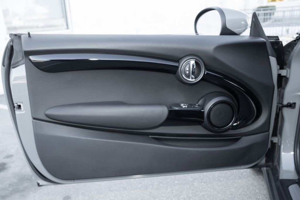 Used 2020 MINI Cooper S FWD image 18