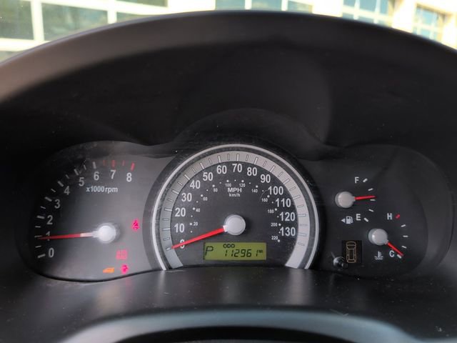Used 2007 Hyundai Entourage GLS FWD image 18