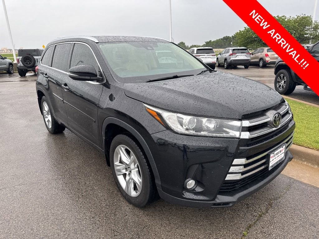 Used 2017 Toyota Highlander Limited