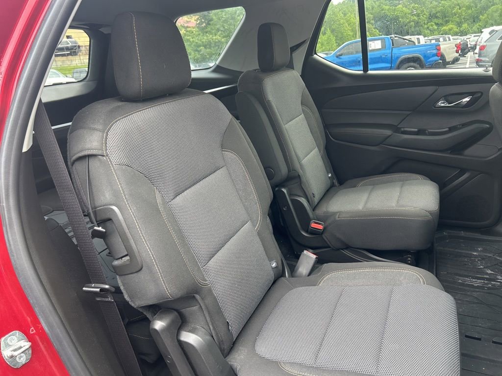 Used 2018 Chevrolet Traverse LT FWD image 34
