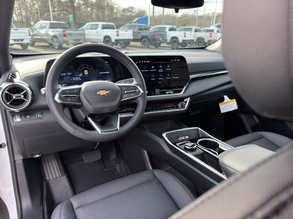 New 2026 Chevrolet Equinox LT w/ Convenience Package II image 18