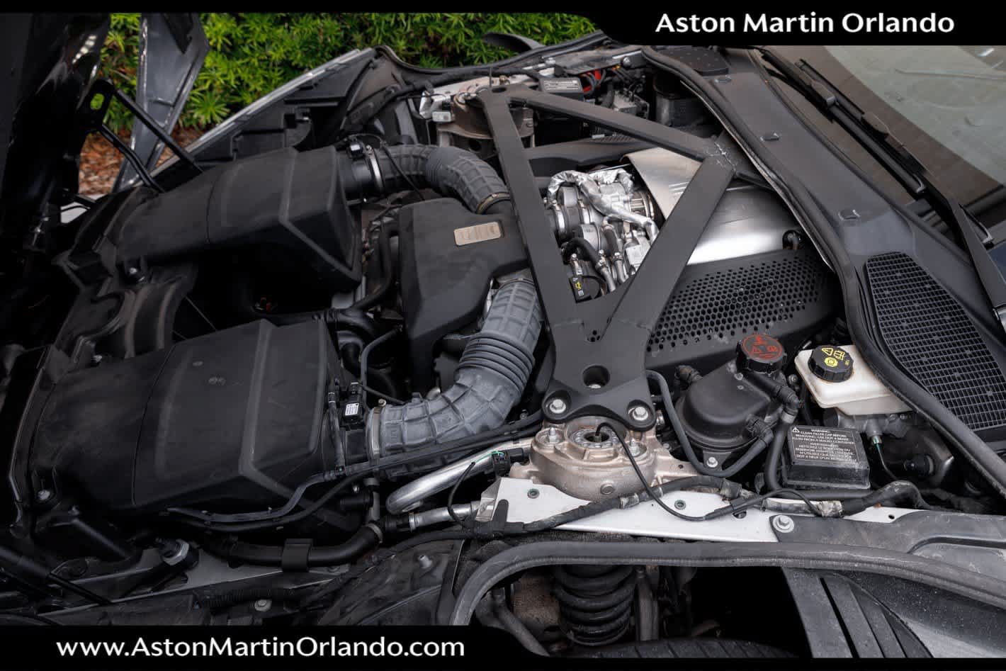 Used 2022 Aston Martin DB11 Coupe RWD image 57