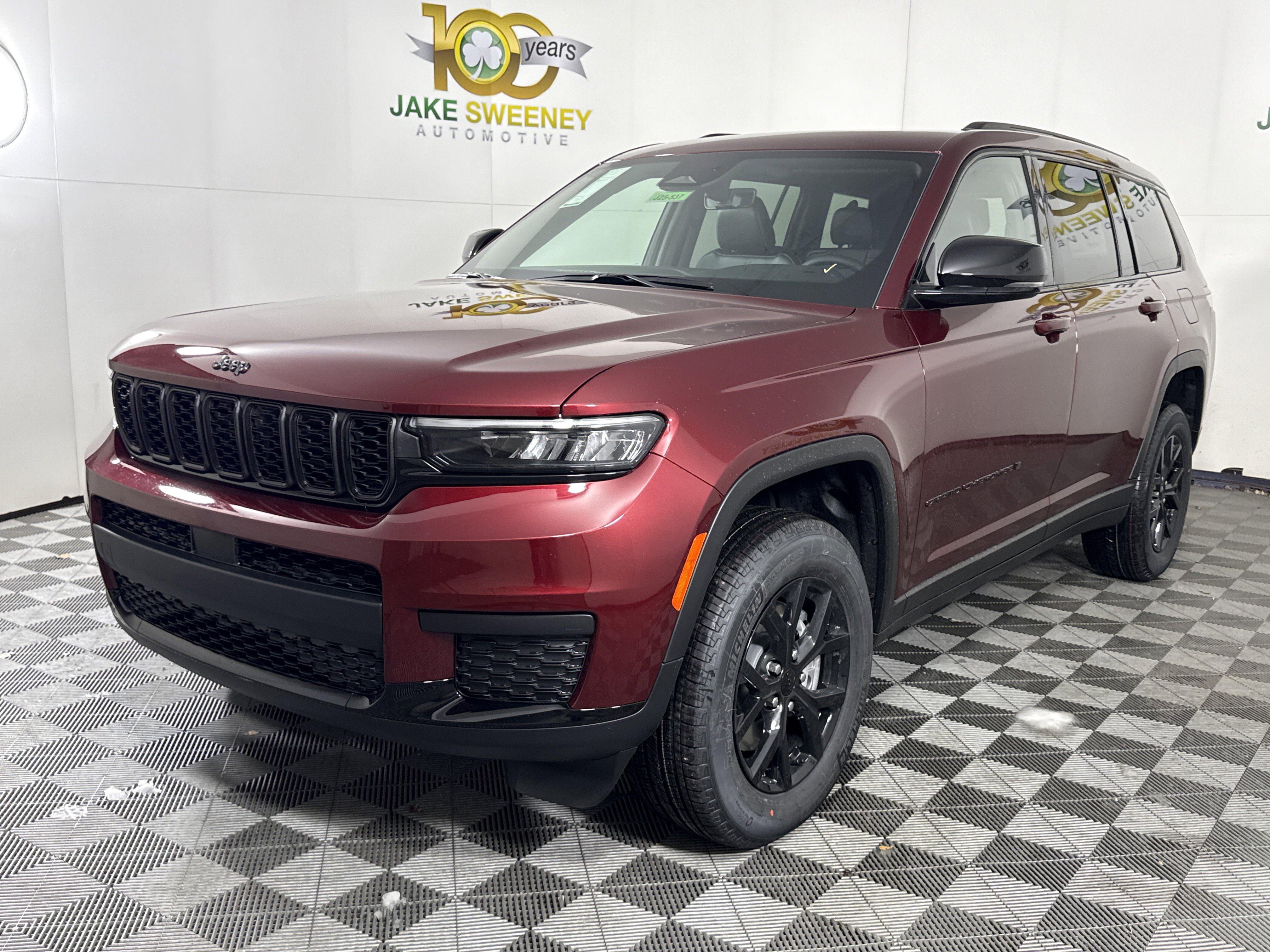 New 2025 Jeep Grand Cherokee L Altitude AWD/4WD image 4