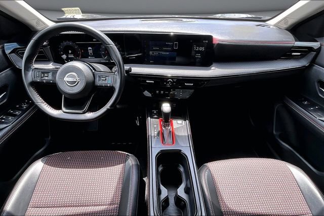 Certified 2025 Nissan Kicks SR AWD/4WD image 7