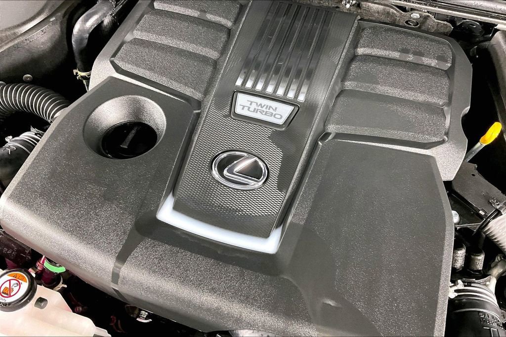 Used 2025 Lexus GX 550 image 40