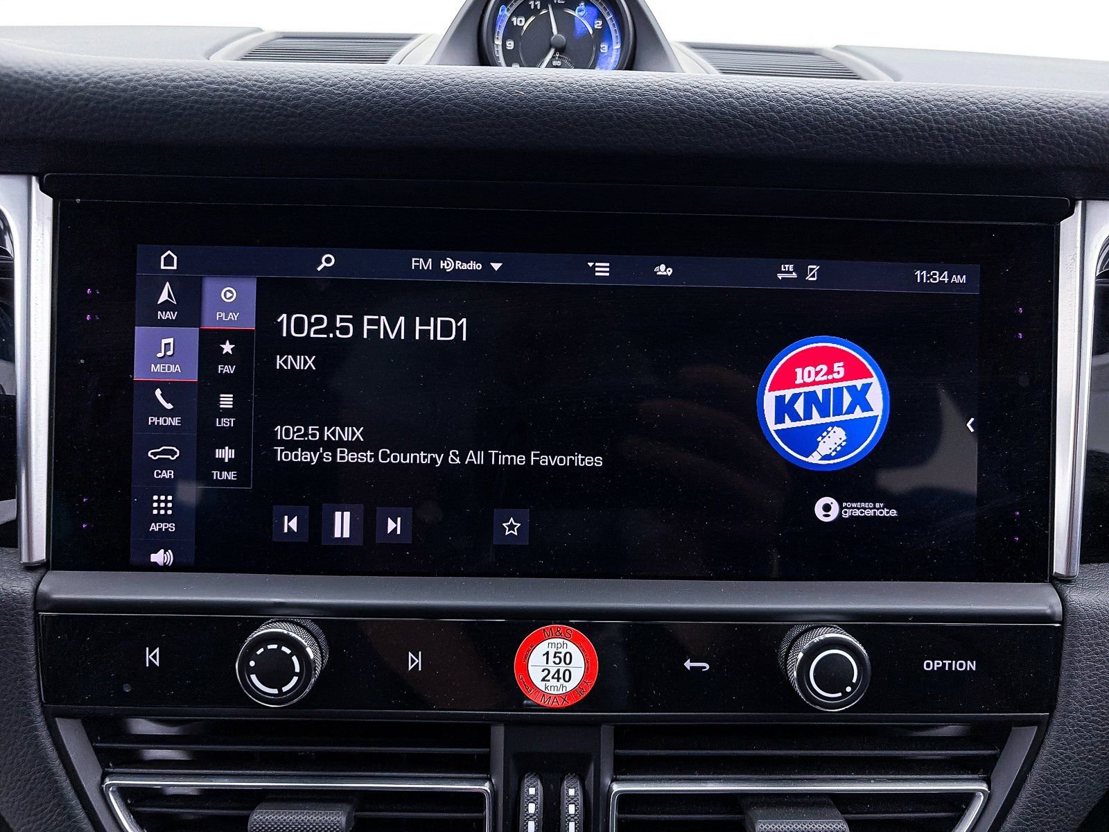 Used 2024 Porsche Macan image 24