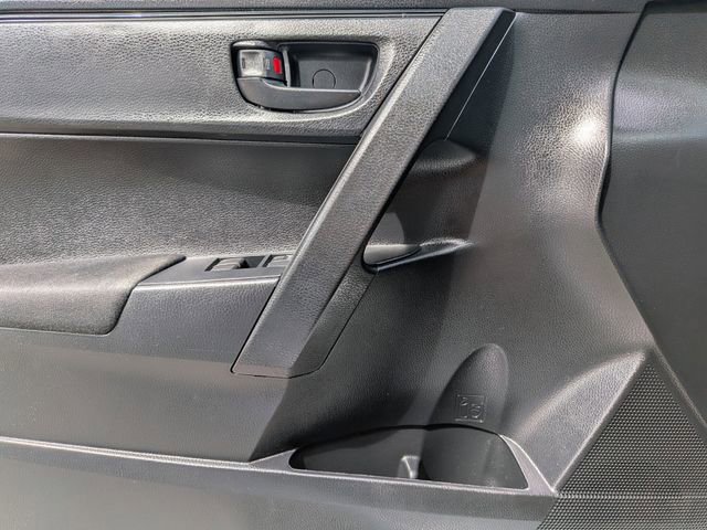 Used 2019 Toyota Corolla L image 23