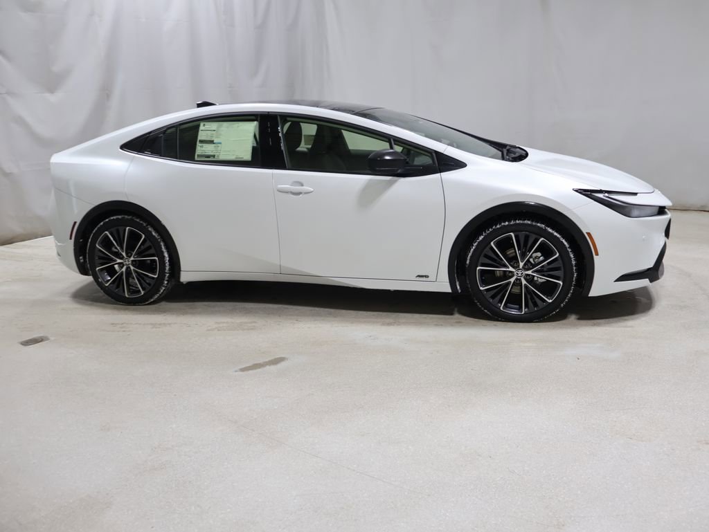 New 2026 Toyota Prius XLE image 8