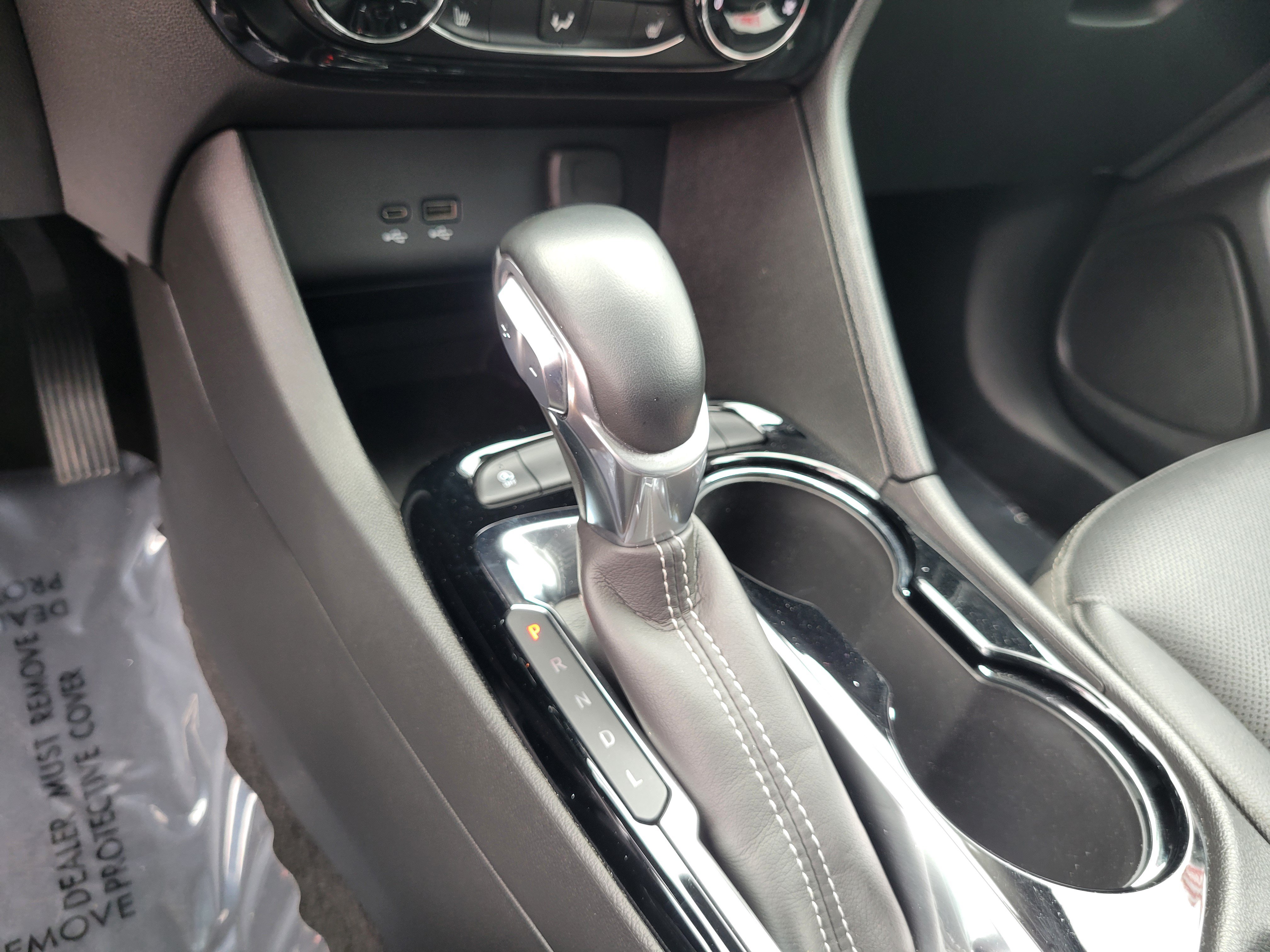Used 2024 Buick Encore GX Sport Touring w/ Experience Buick Package FWD image 21