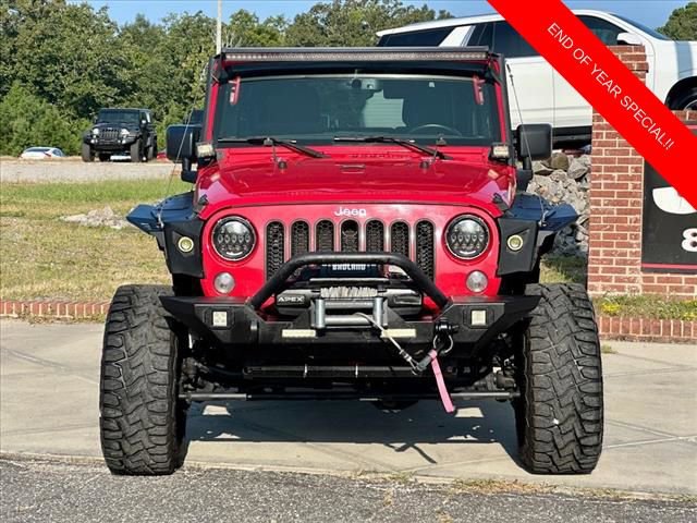Used 2015 Jeep Wrangler Unlimited Rubicon w/ Connectivity Group image 17