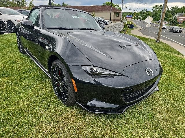 New 2026 MAZDA MX-5 Miata Club w/ Brembo/BBS Recaro Package RWD image 9