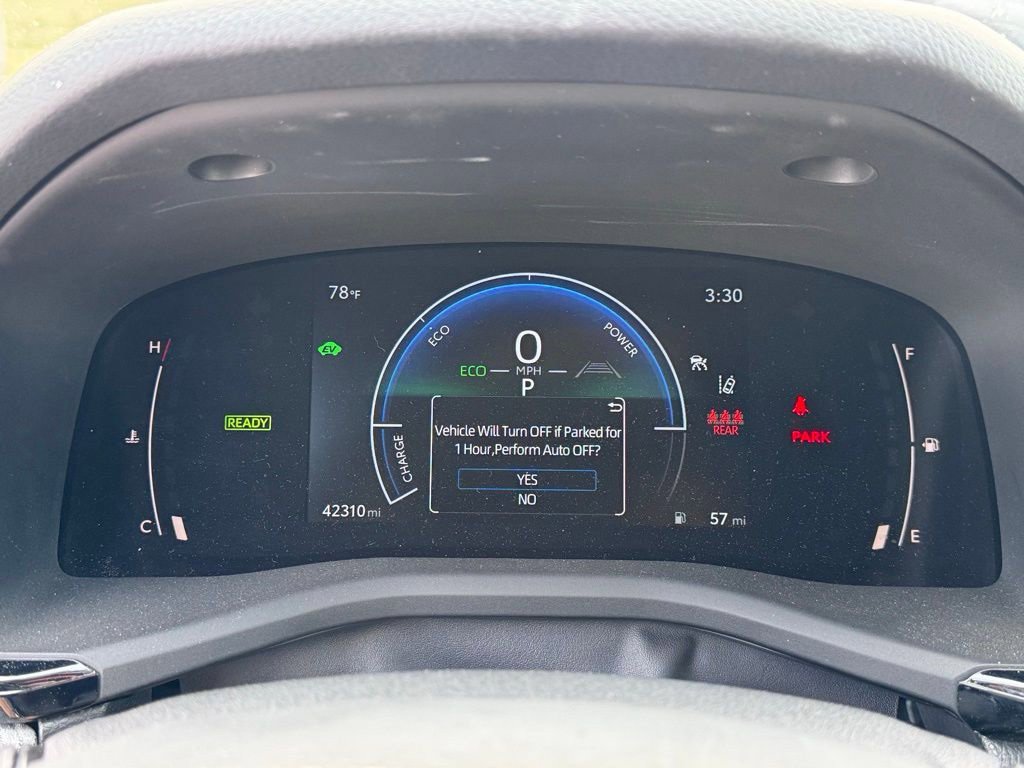 Used 2025 Toyota Camry SE FWD image 13