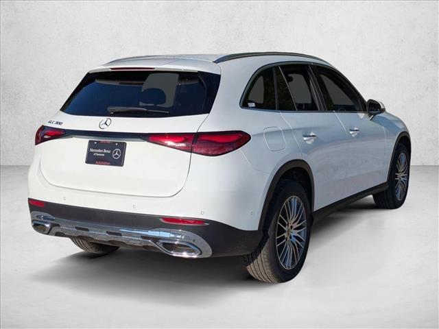 New 2026 Mercedes-Benz GLC 300 image 2