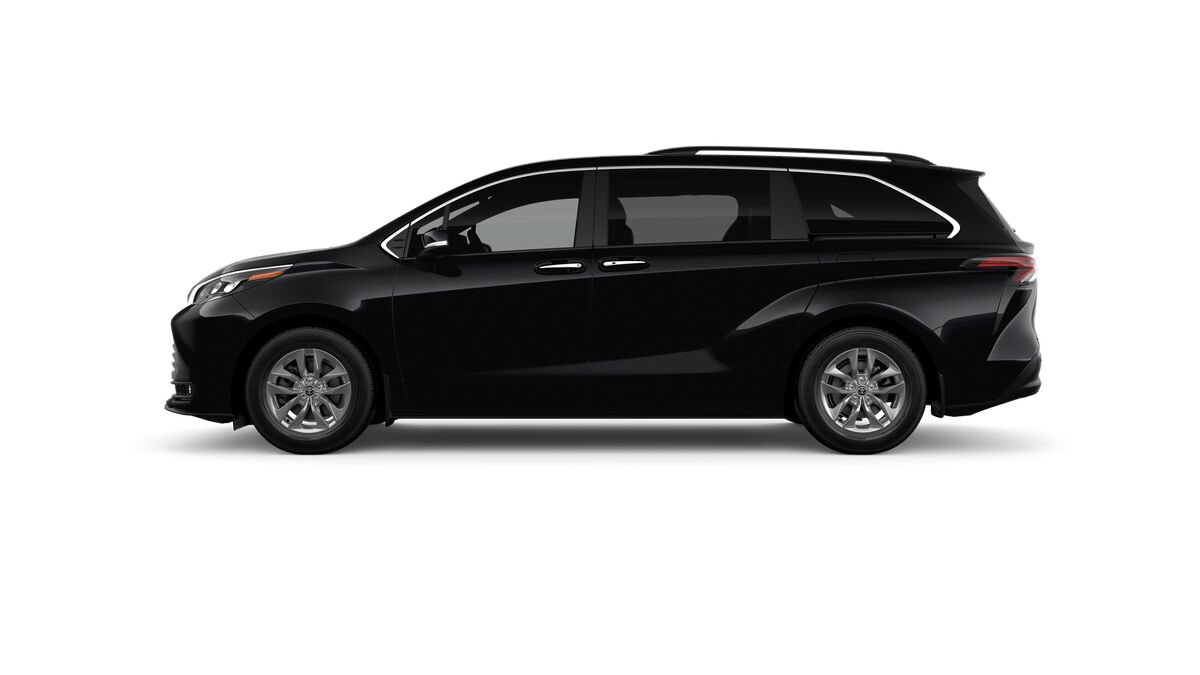 New 2026 Toyota Sienna XLE AWD/4WD image 4