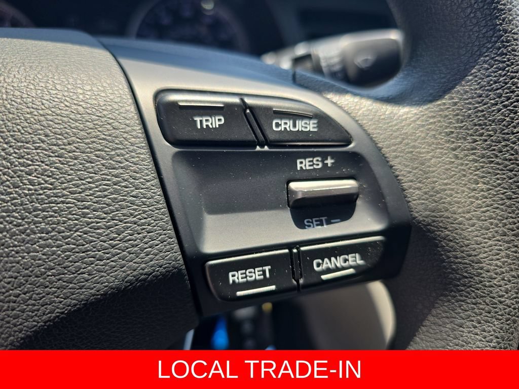 Used 2019 Hyundai Elantra SE FWD image 18