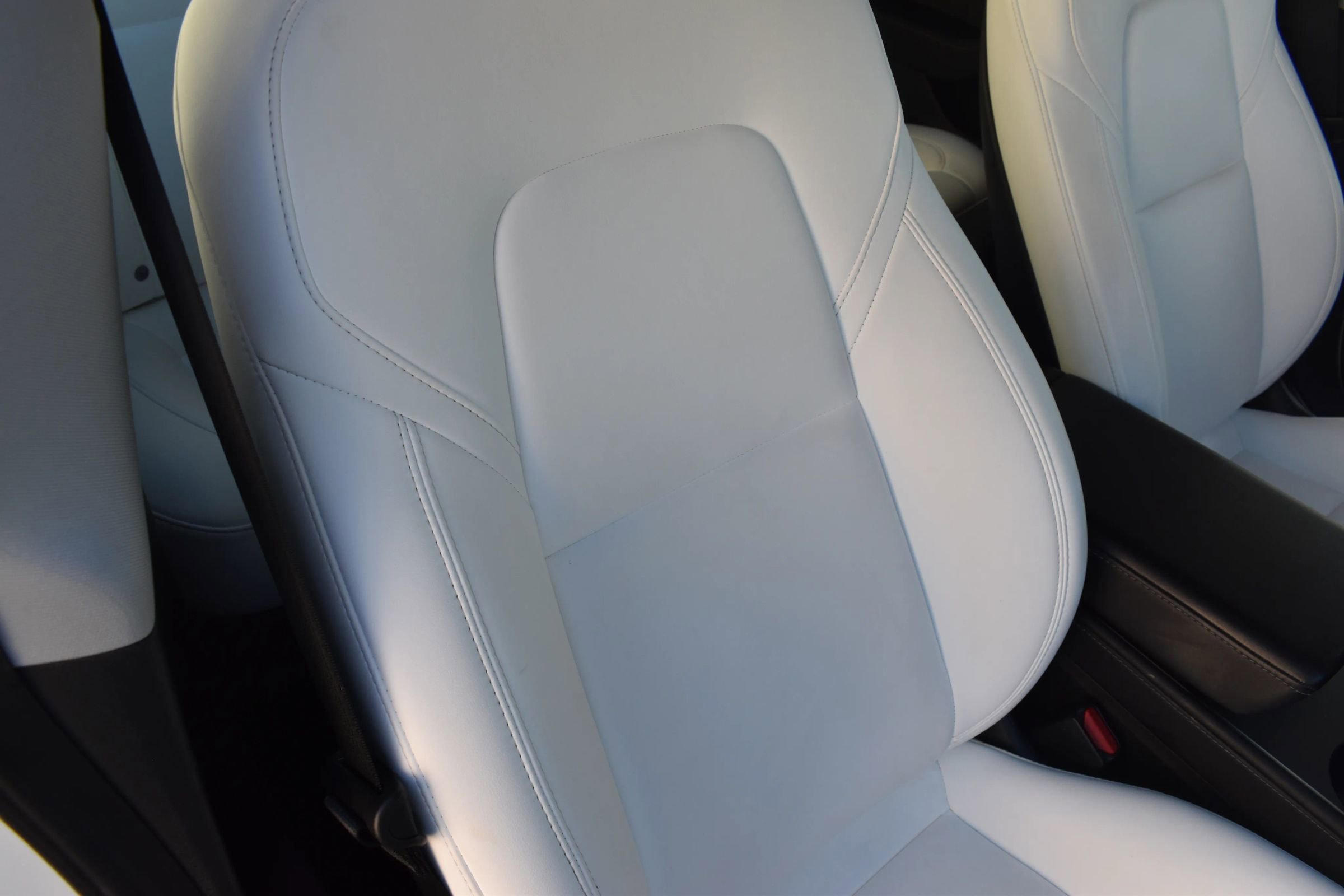 Used 2021 Tesla Model 3 Standard Range Plus image 16