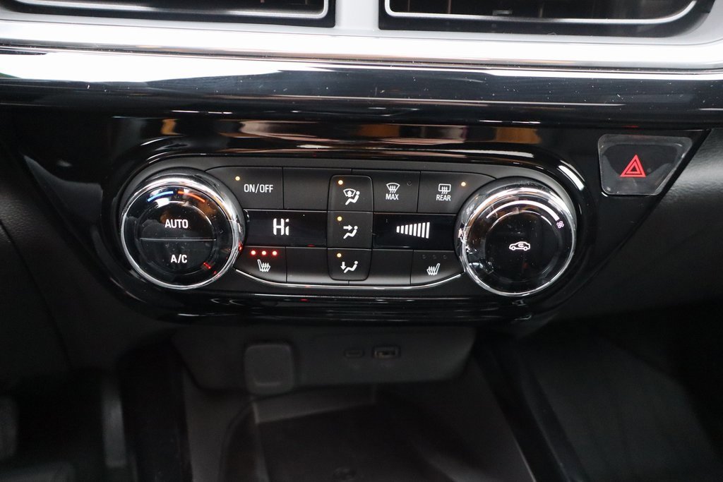 New 2026 Chevrolet Trax RS w/ Sunroof Package image 12