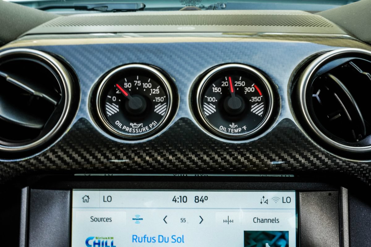 Used 2022 Ford Mustang Shelby GT500 w/ Technology Package RWD image 29