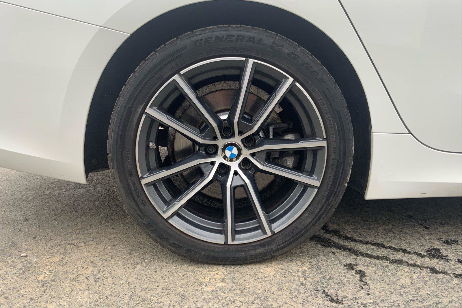 Used 2021 BMW 330i xDrive Sedan w/ Convenience Package AWD/4WD image 28