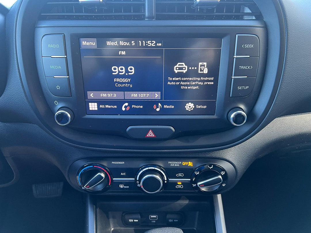 Used 2025 Kia Soul LX w/ LX Technology Package image 16