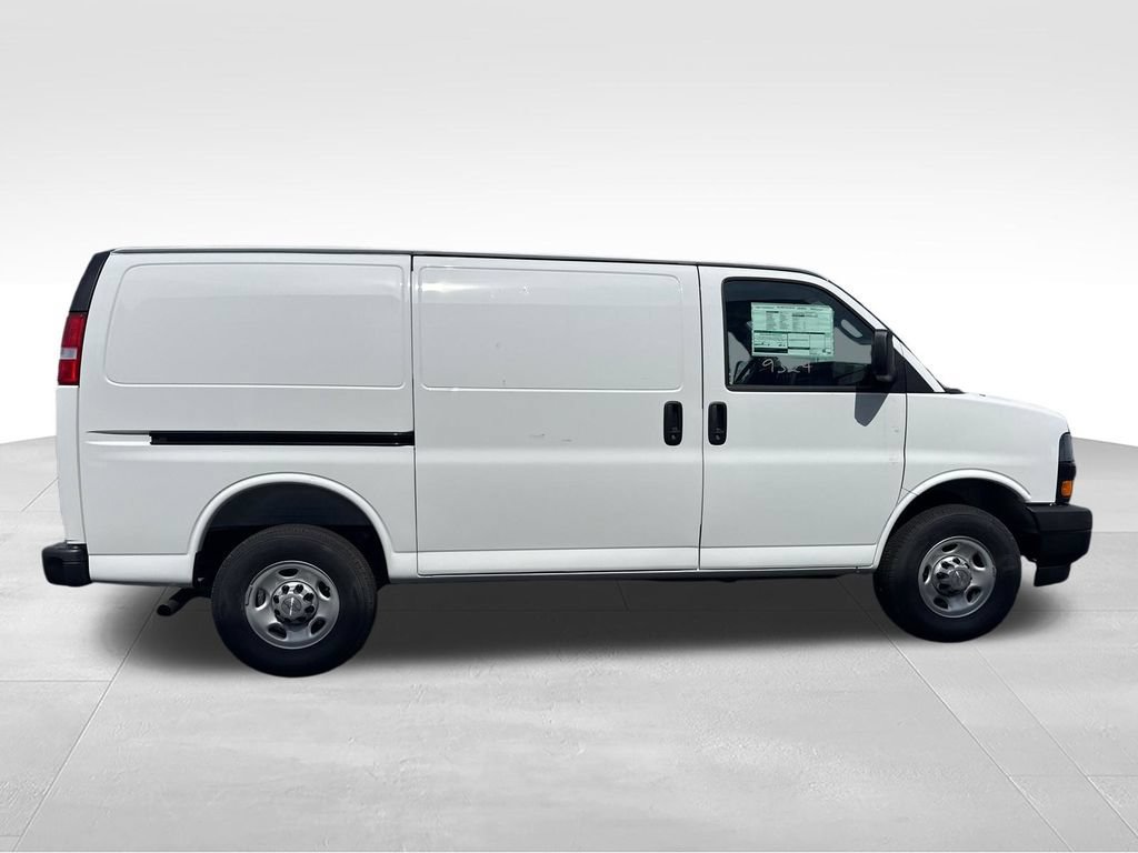 New 2026 Chevrolet Express 2500 w/ Driver Convenience Package RWD image 16