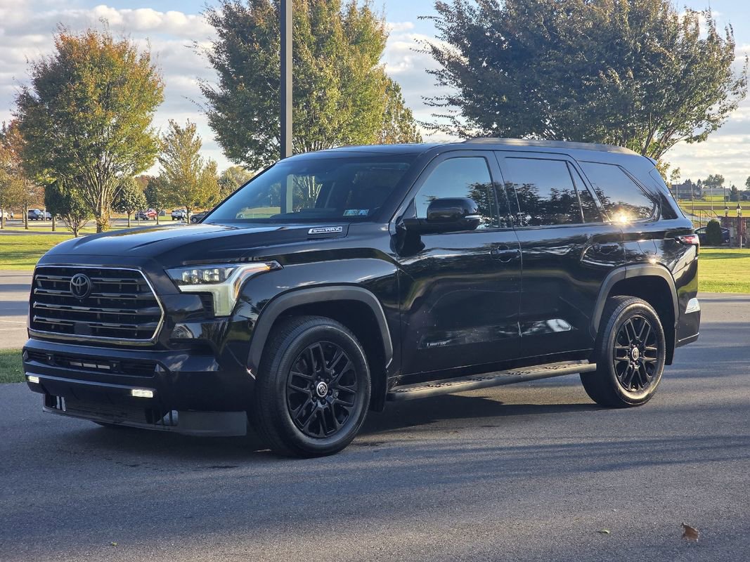 Used 2024 Toyota Sequoia Limited image 4