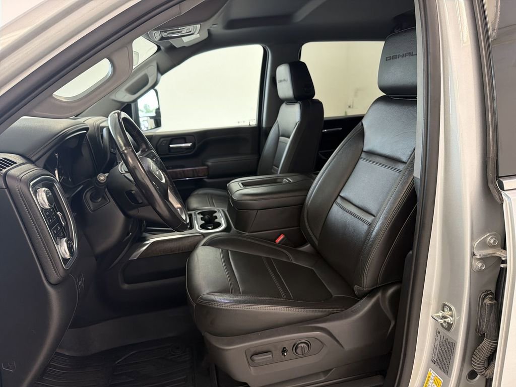 Used 2022 GMC Sierra 2500 Denali w/ Technology Package AWD/4WD image 20