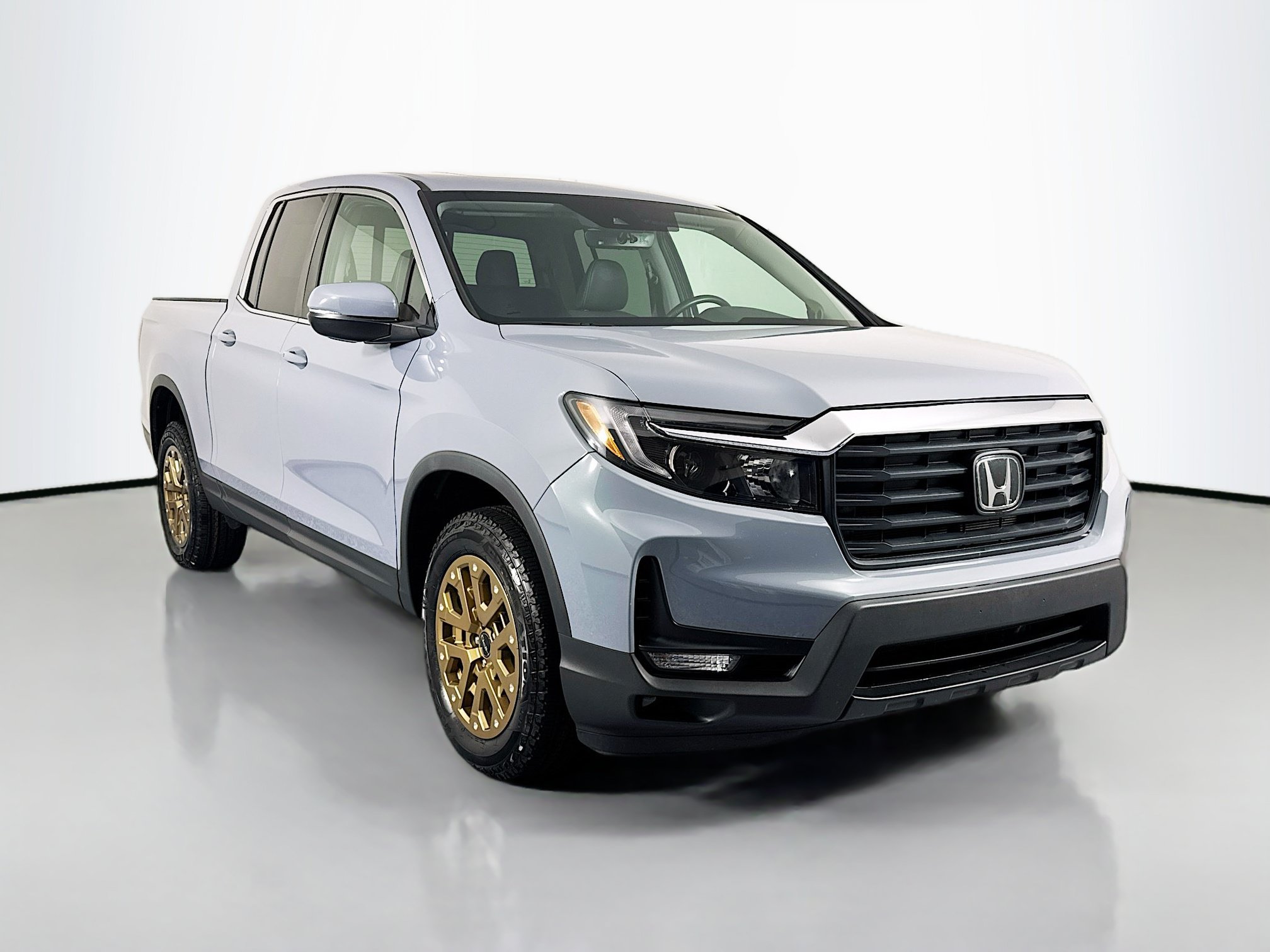 Certified 2023 Honda Ridgeline RTL image 3