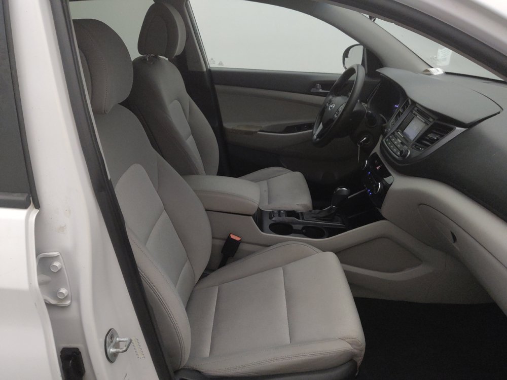 Used 2016 Hyundai Tucson SE w/ Option Group 02 FWD image 21