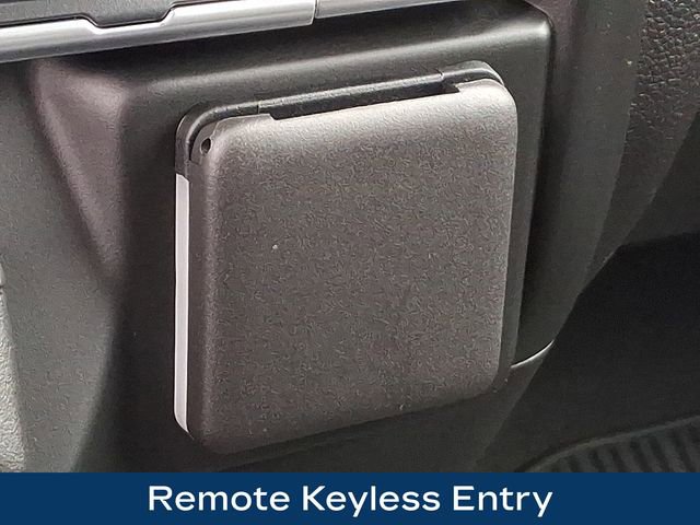 Used 2025 Chevrolet Silverado 2500 Custom w/ Custom Value Package image 18