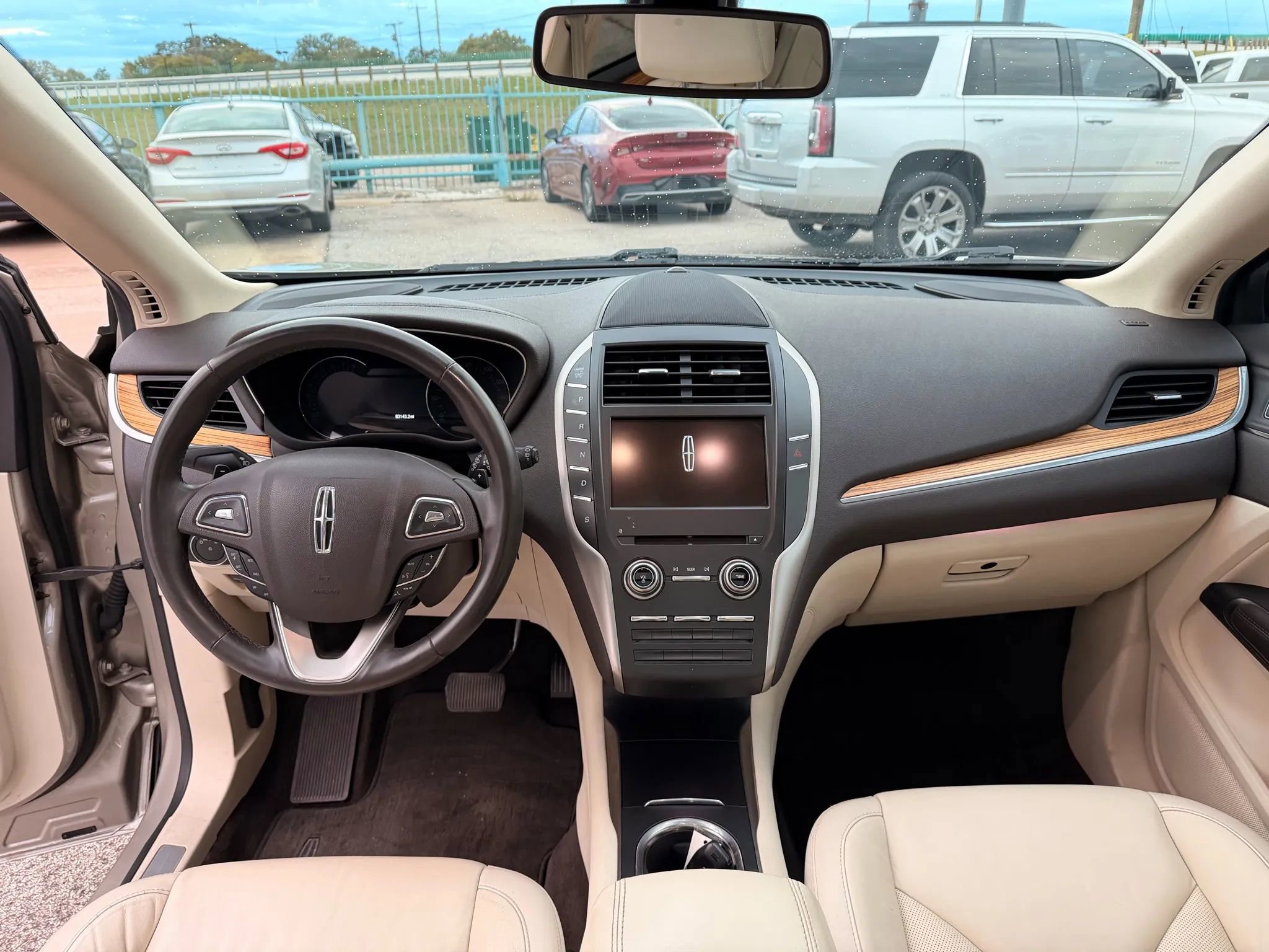 Used 2015 Lincoln MKC FWD w/ Equipment Group 101A Select image 18