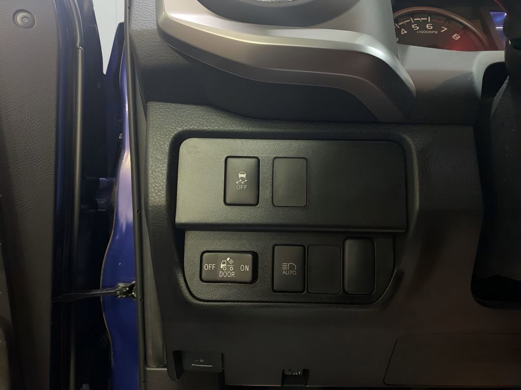 Used 2022 Toyota Tacoma SR5 image 26