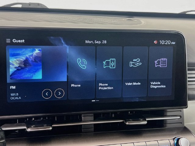 Used 2025 Hyundai Kona SEL FWD image 13