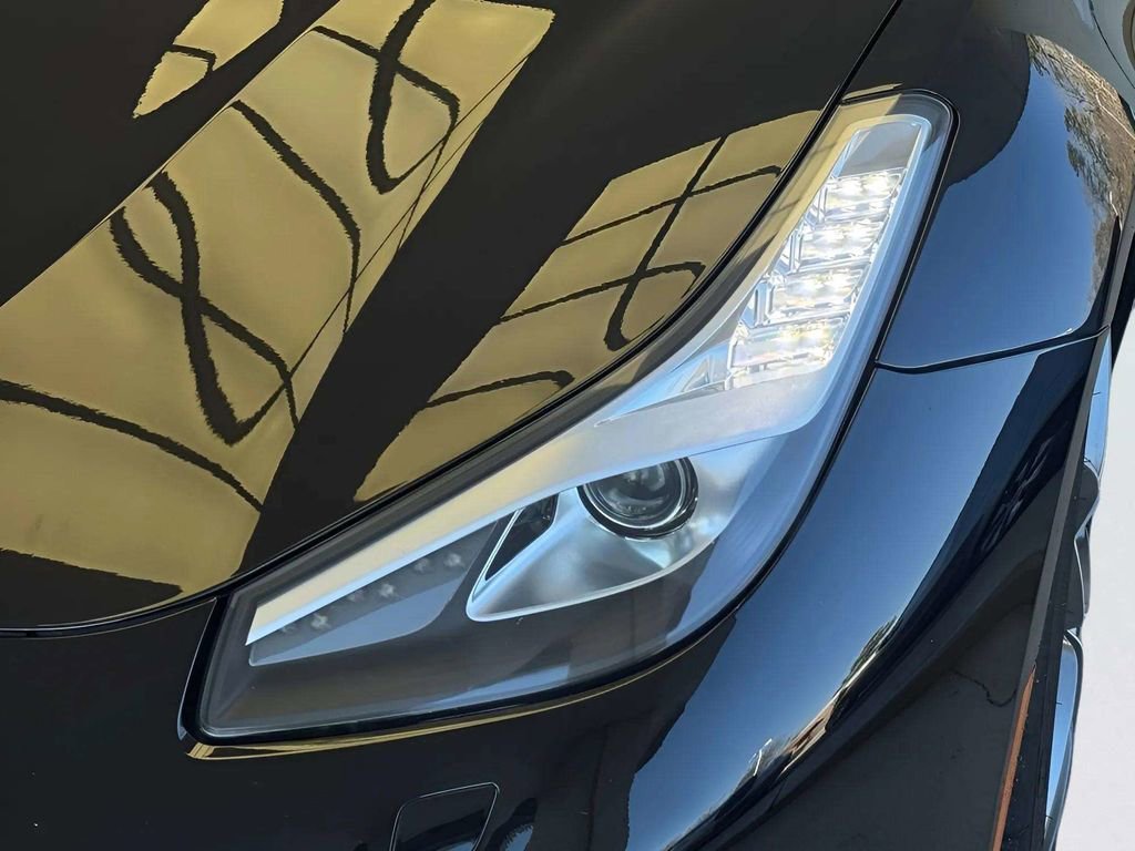 Used 2018 Ferrari GTC4Lusso T image 29