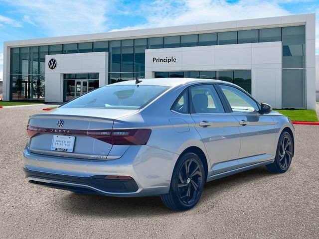 New 2026 Volkswagen Jetta SE image 3