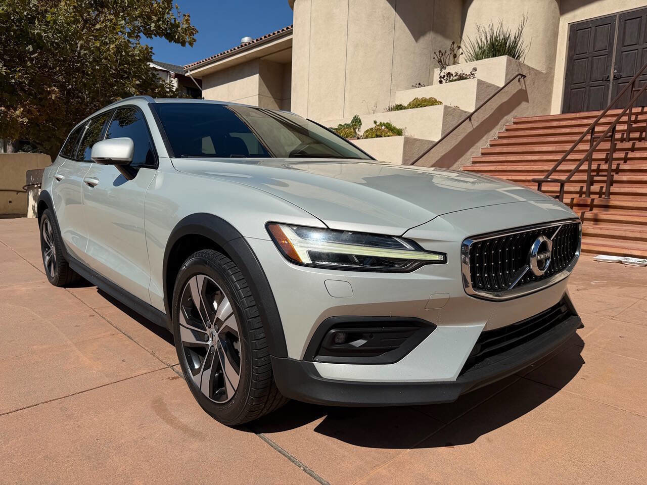 Used 2020 Volvo V60 T5 Cross Country w/ Protection Package Premier