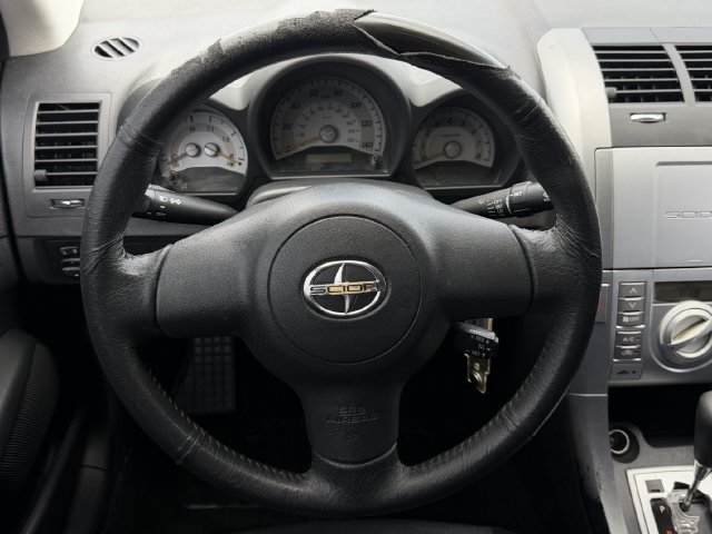 Used 2005 Scion tC FWD image 13