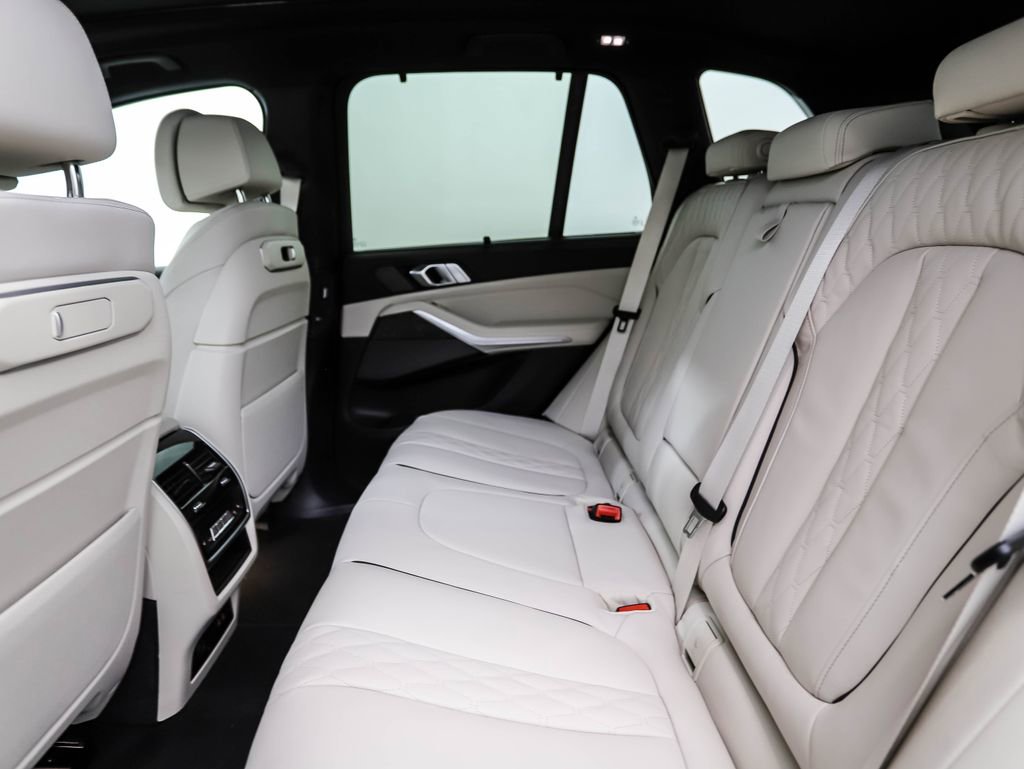 New 2026 BMW X5 xDrive40i w/ M Sport Package image 21