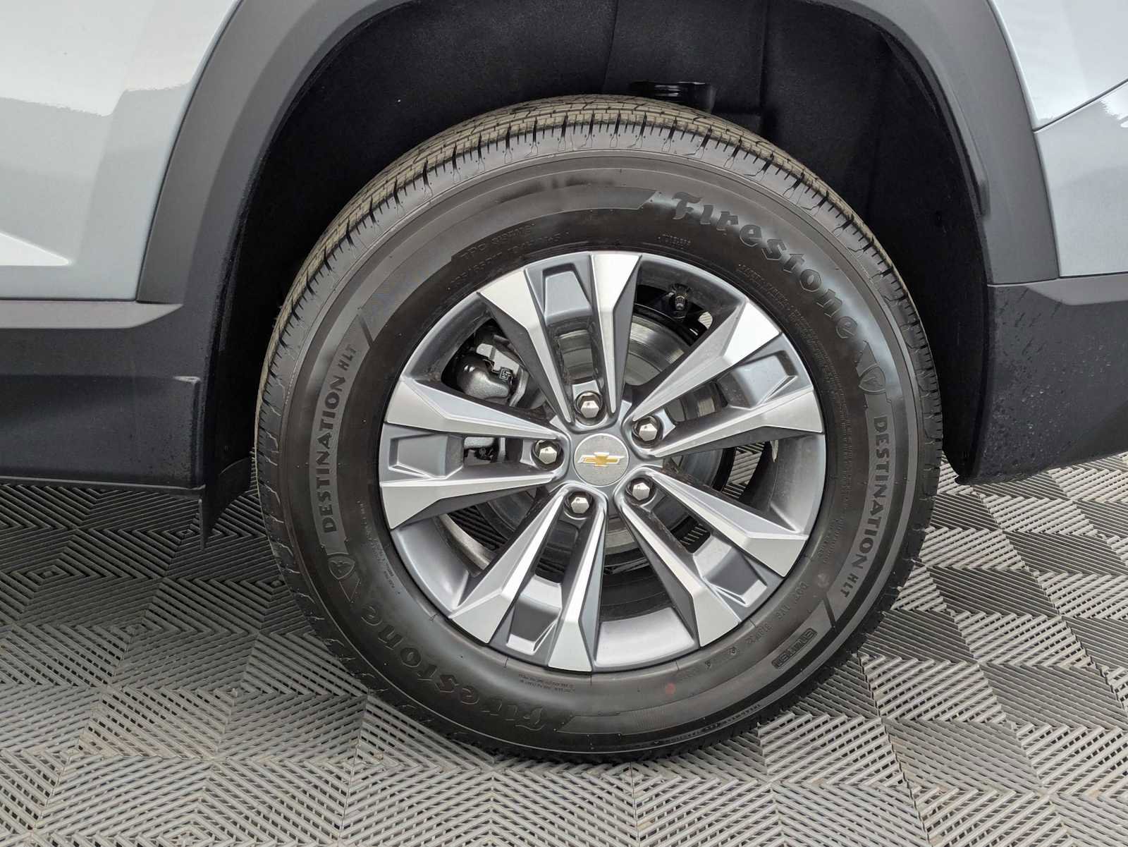 New 2026 Chevrolet Equinox LT image 13