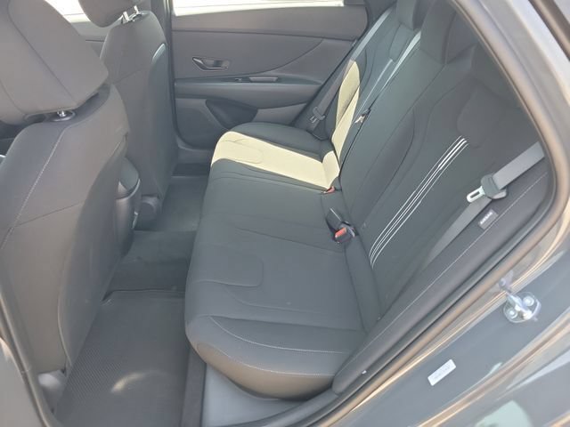 New 2026 Hyundai Elantra Sport FWD image 24