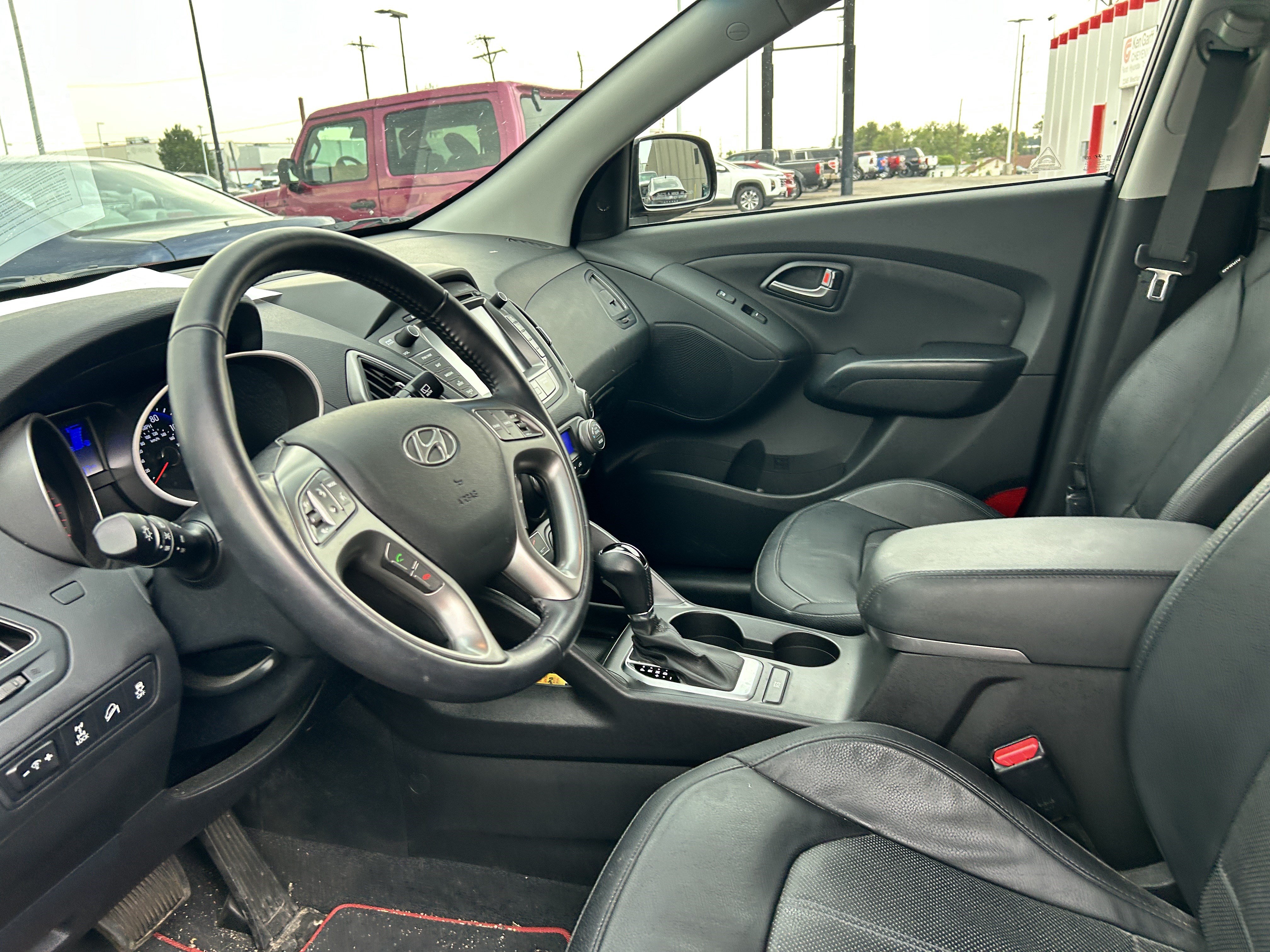 Used 2014 Hyundai Tucson AWD image 9