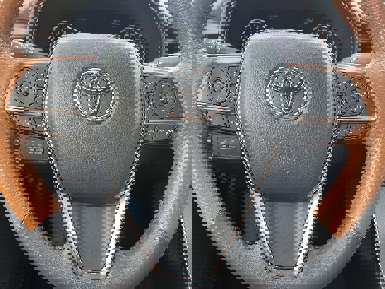 Used 2022 Toyota Avalon Limited w/ Advanced Safety Package image 10